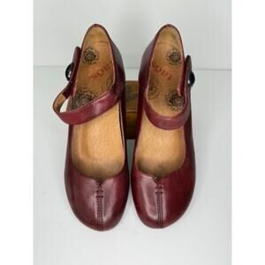 TAOS Samba Maroon Red Leather Mary Jane Comfort Heel Strap Pump Sz 6